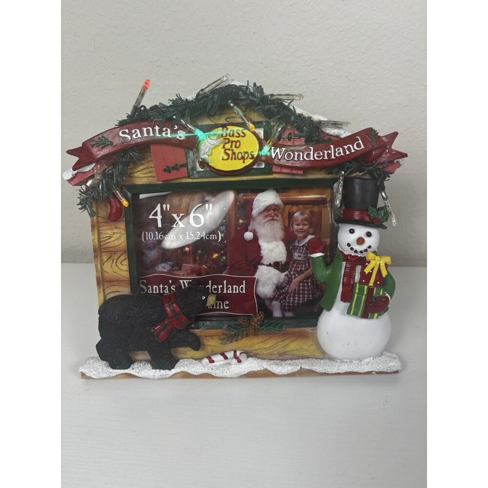 Bass Pro Shops SANTA'S WONDERLAND LED Light Up Picture Frame - WORKS!